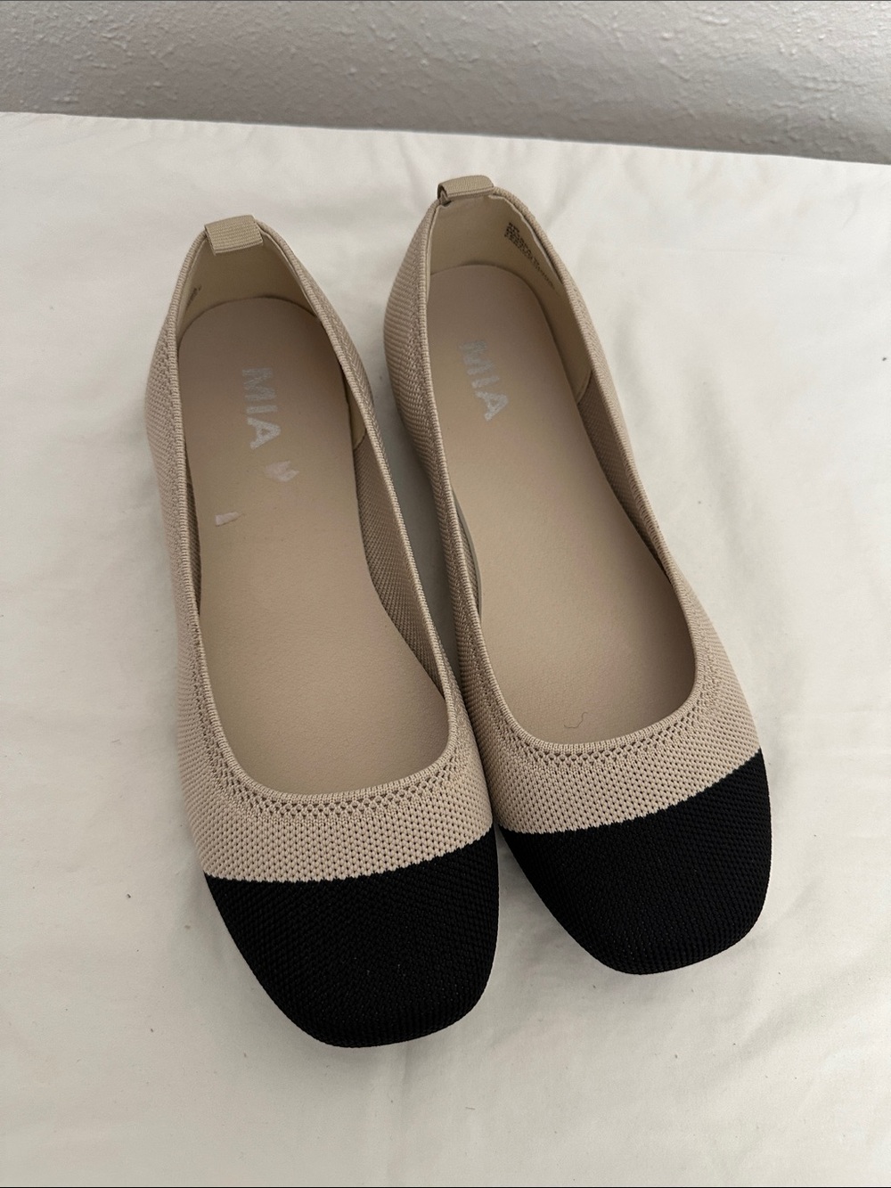 MIA Alyssa Two Tone Square Toe Wide Flats